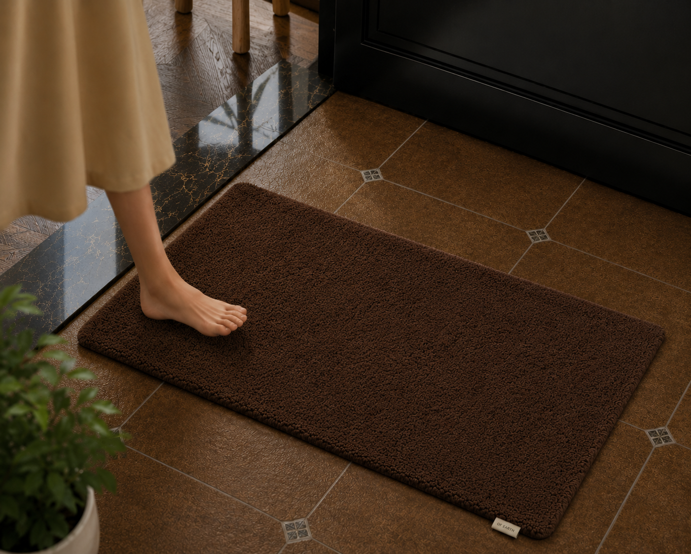 |Aangan reversible cotton floor mat in walnut-Of Earth