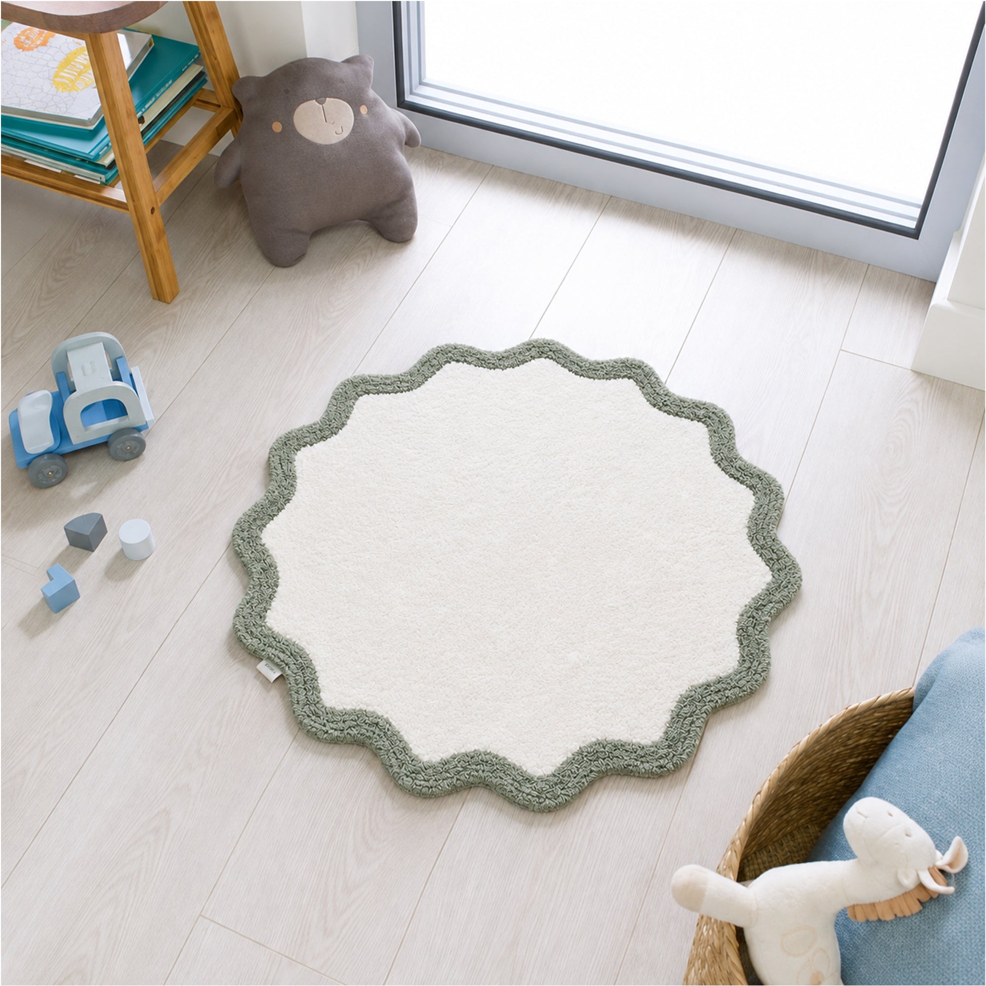 |Bhoomi Floor Mat in Green by Of Earth