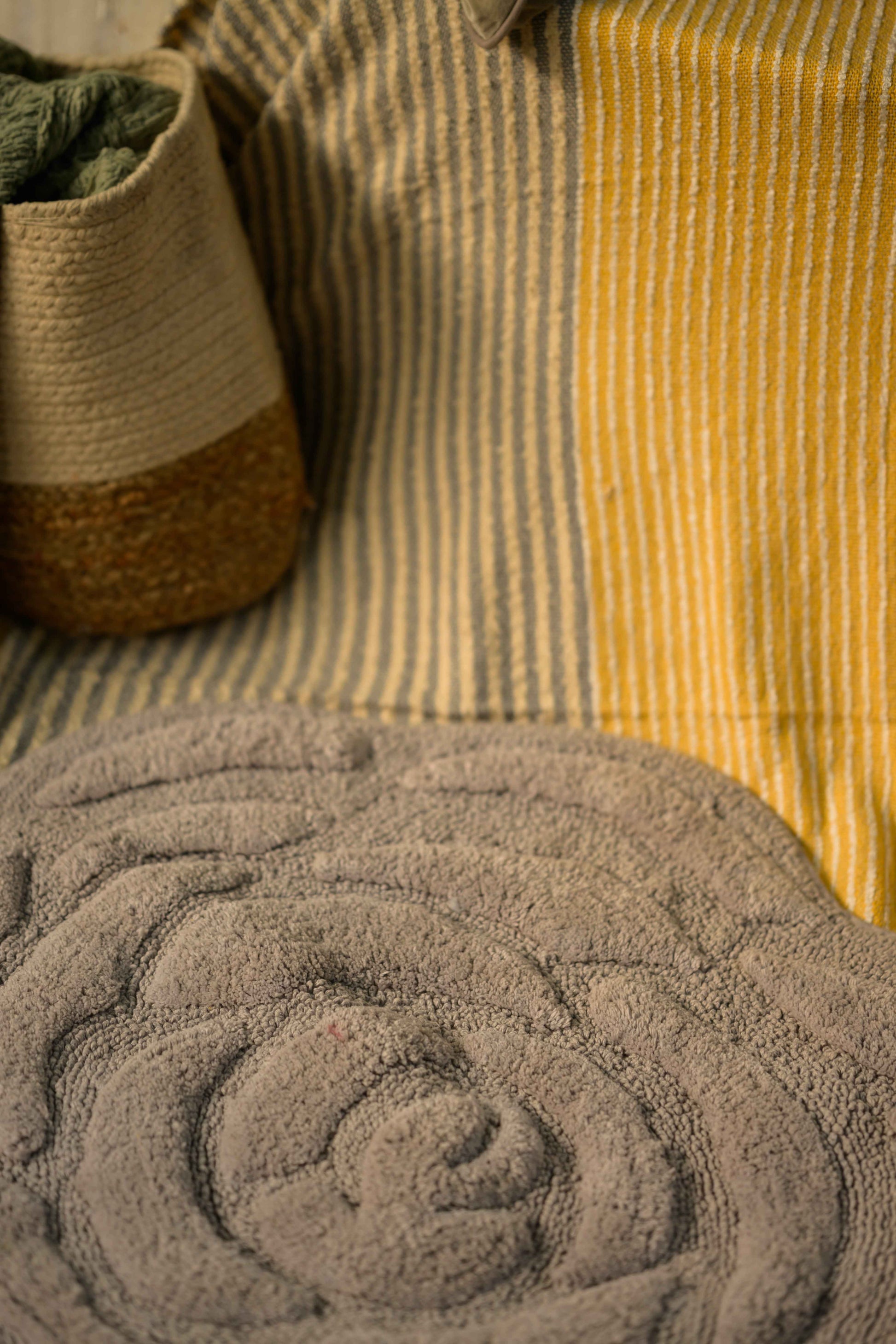 |Gulaab Floor Mat in Grey by Of Earth